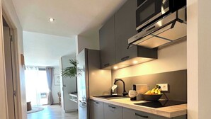 Unclassified image, 5 of 26, button - Spacious studio with pool and beach in Orient Bay (Saint-Martin)