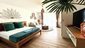Unclassified image, 3 of 26, button - Spacious studio with pool and beach in Orient Bay (Saint-Martin)