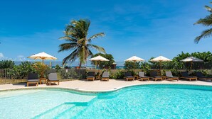 Unclassified image, 4 of 26, button - Spacious studio with pool and beach in Orient Bay (Saint-Martin)