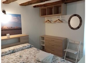 1 slaapkamer, reisbedje, gratis wifi, beddengoed