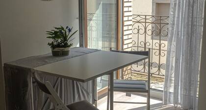Apartamento Dúplex para familias y amigos muy cerca de Senda Viva y Bardena Real