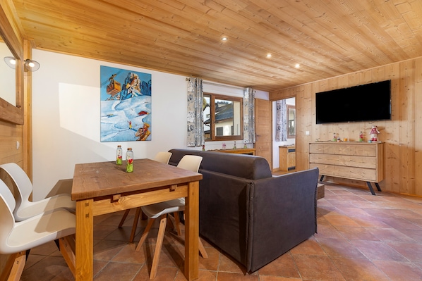 Apartment, Ensuite (au cœur de Megève ) | Living area