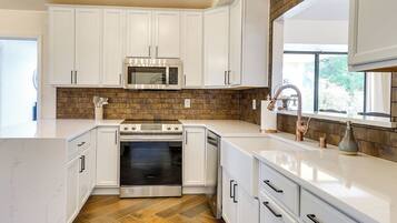 Casa (3 Bedrooms) | Interior