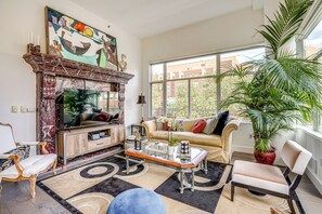 Front of property - Luxe Condo w/ Private Patio & Perks in Emeryville! (Emeryville)