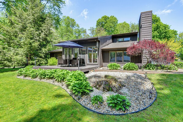 House (4 Bedrooms) | Interior - Cassopolis Vacation Home - Walk to Diamond Lake! (Cassopolis)