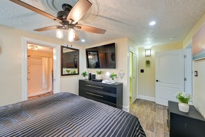 4 bedrooms, laptop workspace, bed sheets - Goldsboro Vacation Rental w/ Large Backyard! (Goldsboro)