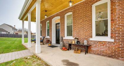 Family-friendly Hatfield Home: 3 Mi to Downtown!