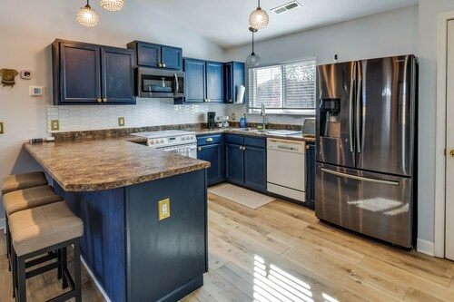 Peaceful Troutman Home: 5 Mi to Lake Norman!