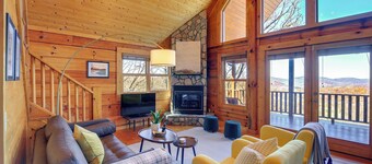 Mtn-view Blue Ridge Cabin on Over 2 Acres!