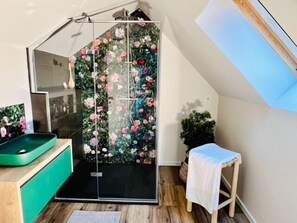 ヘアドライヤー、タオル