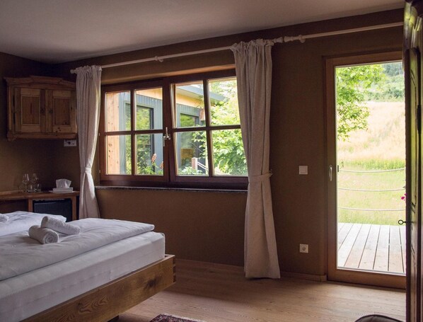 1 habitación, wifi y ropa de cama