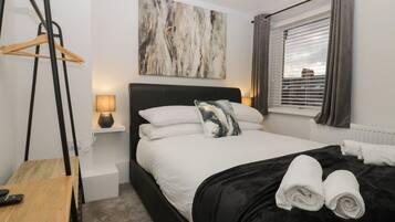 3 bedrooms, individually decorated, individually furnished, free WiFi