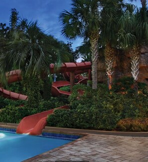 Pool - Beautiful property with lazy River. Close to Disney parks. Beautiful grounds (Orlando)