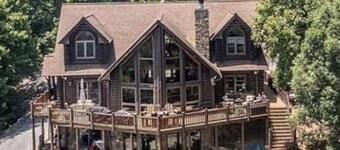 Experience Tranquility at Trinity Lodge, your Mountain Oasis in Leatherwood Moun