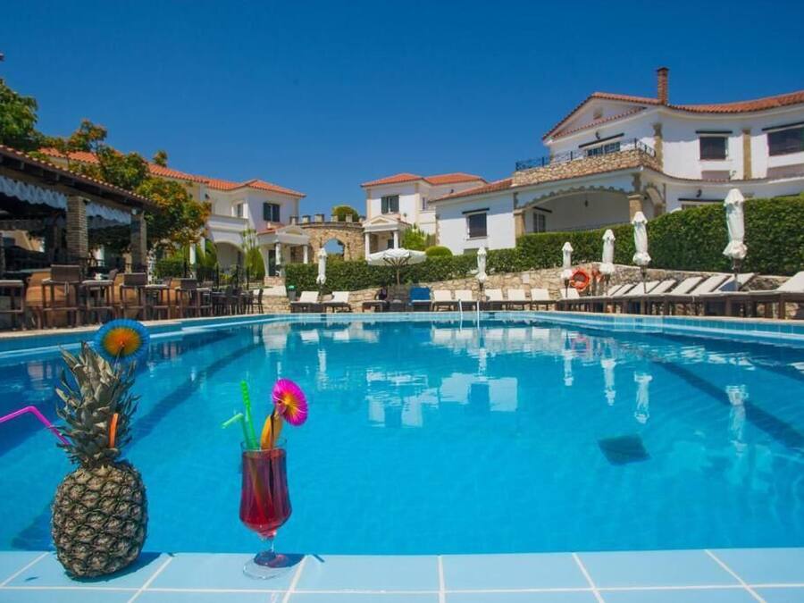 Bar à beira da piscina