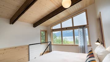 1 bedroom, desk, iron/ironing board, travel crib