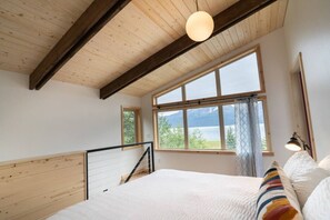 1 bedroom, desk, iron/ironing board, travel cot