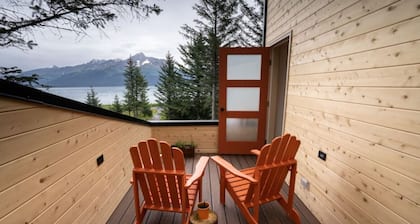 Salted Roots Orange Door Cottage with Ocean View