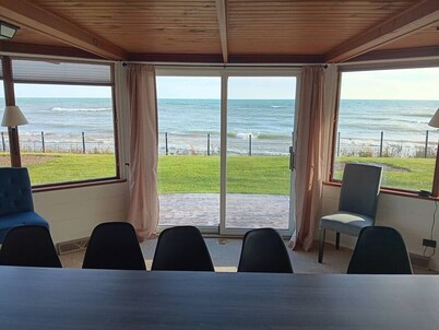 Pelican Point - Private Retreat - just 4 miles to downtown Sheboygan