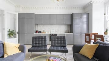 Appartement | Woonruimte | Een open haard