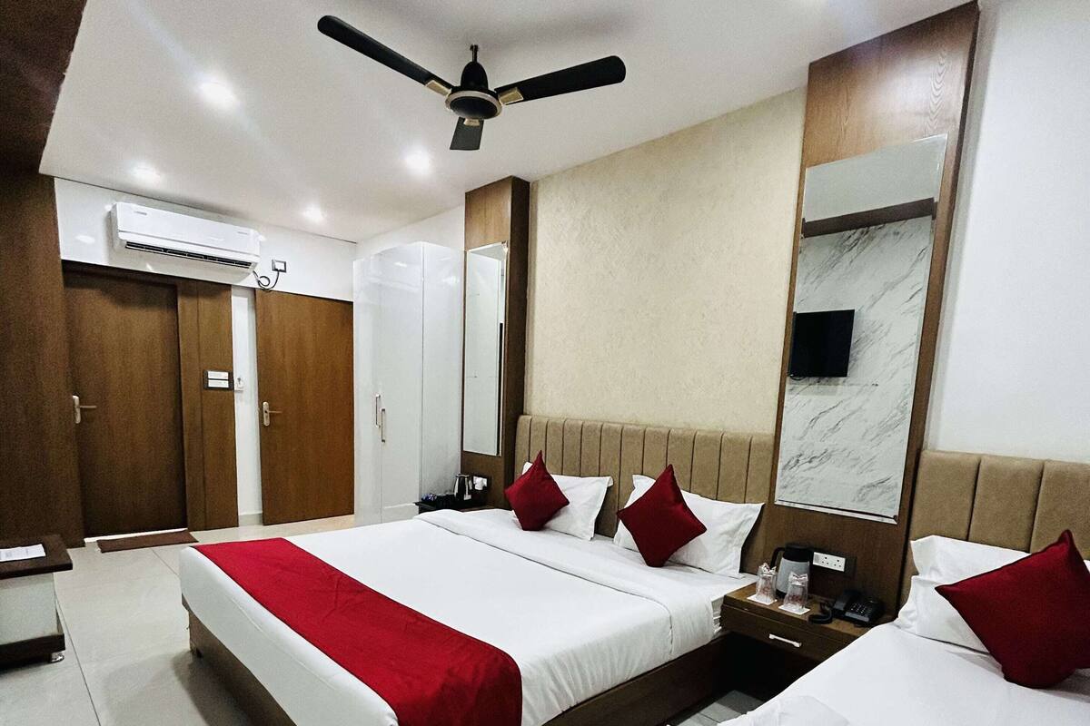Family Room | 1 bedroom, free WiFi