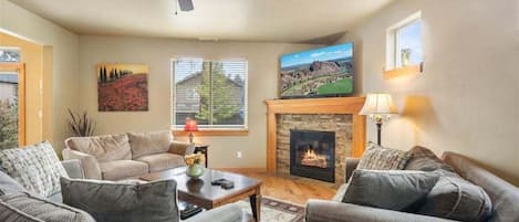 Televisión, chimenea