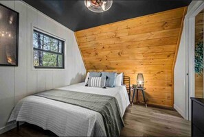 2 soverom, skrivebord, wi-fi og sengetøy