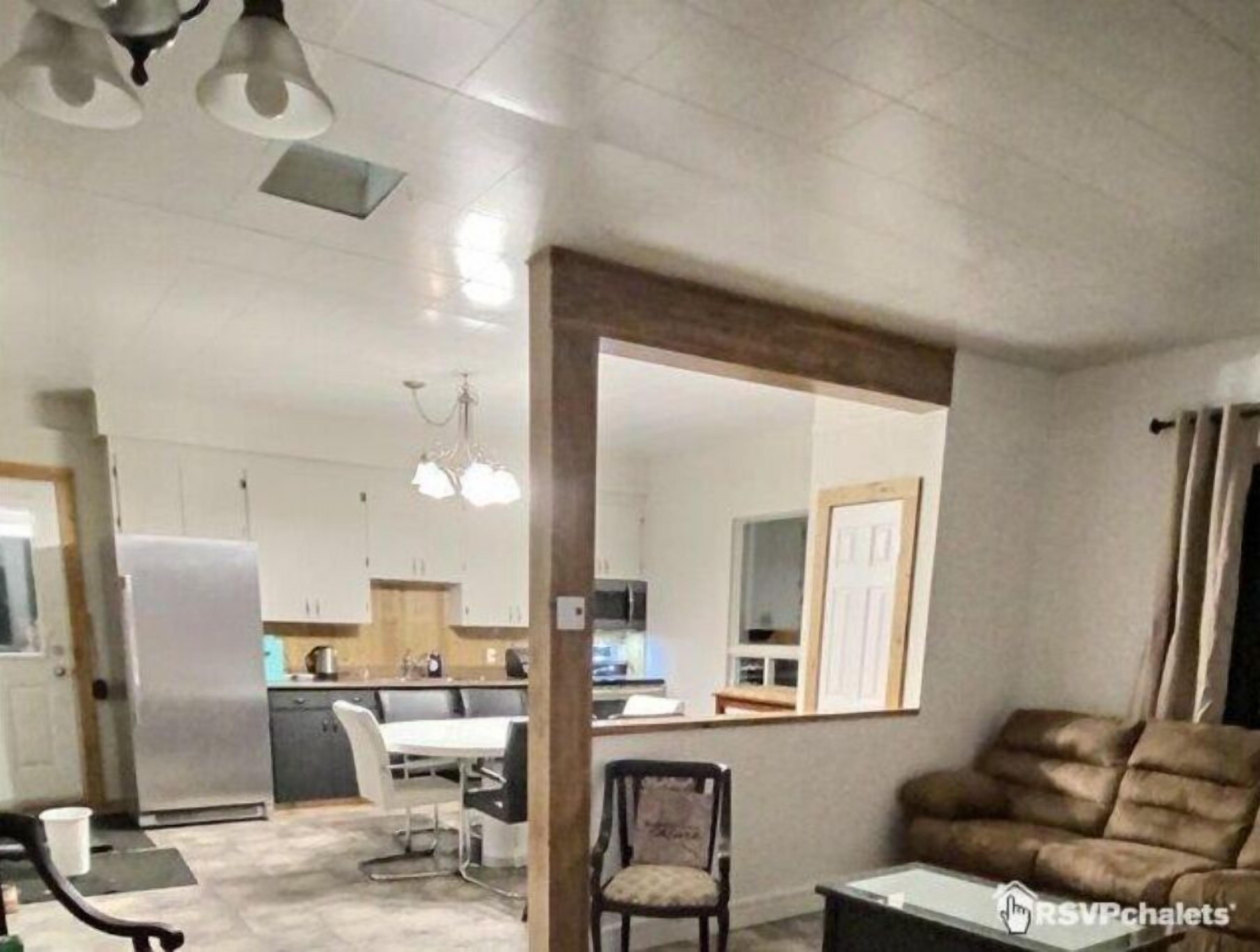 Smart TV, chimenea y tenis de mesa 