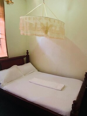 Deluxe Single Room | In-room safe - Kalifonia Guest House (Kampala)