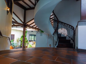 Handrails in stairways
