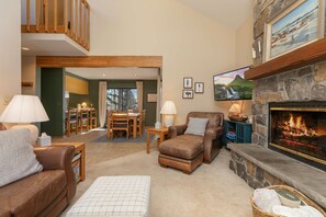 Smart-TV, Kamin, Computerbildschirme