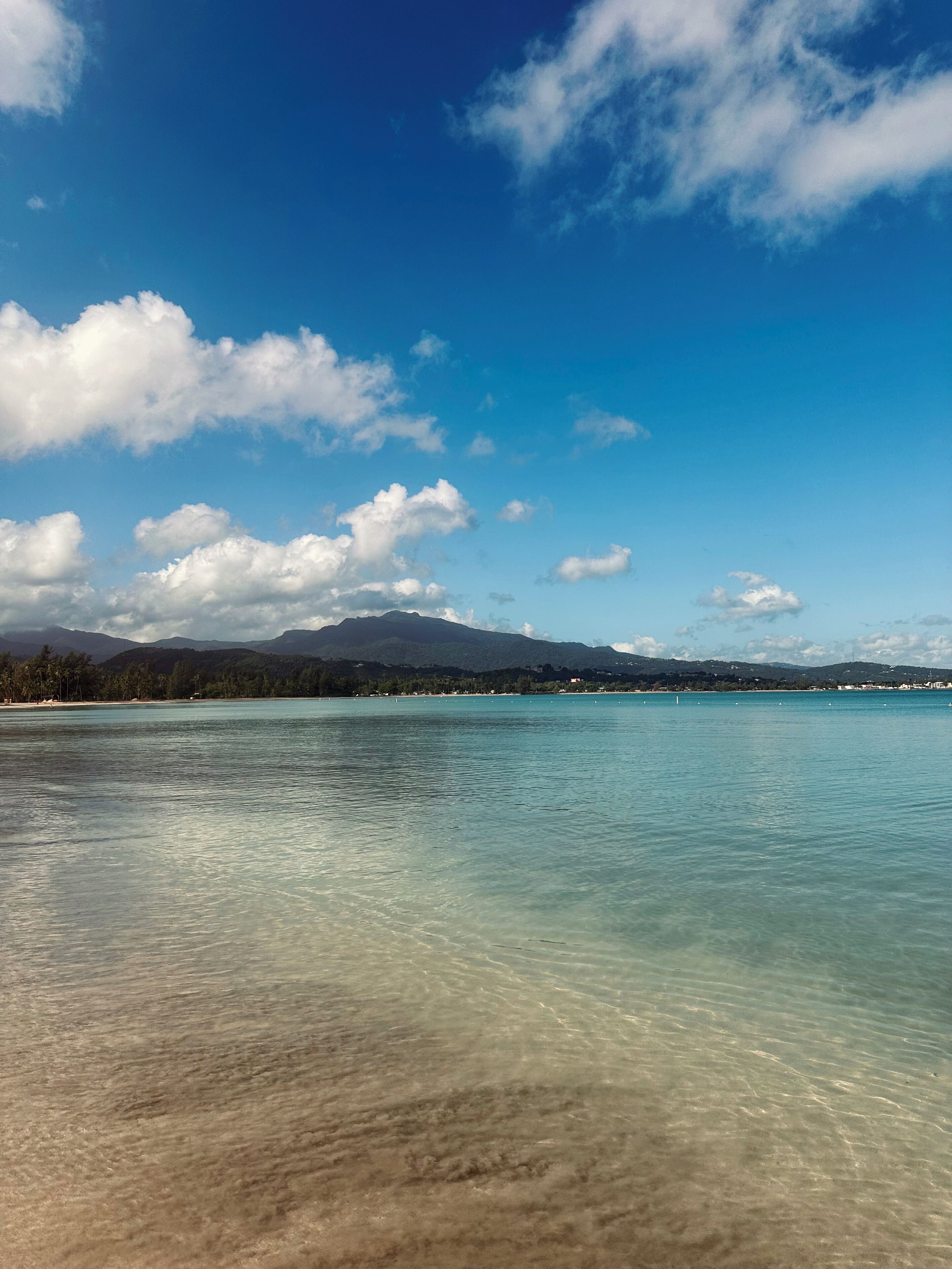 Ubicación cercana a la playa, windsurf y surf