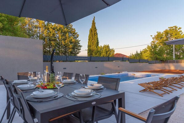 Dining - Villa Imperialis Dalmata (Nin)