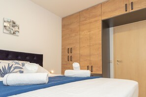 3 bedrooms, free cots/infant beds, bed sheets - Villa Imperialis Dalmata (Nin)