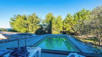 Seasonal outdoor pool