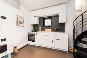 Family House, Multiple Bedrooms, Sea Facing (Villa Gordan) | Private kitchen | Fridge, microwave, oven, stovetop - Villa Sun House (Sali)