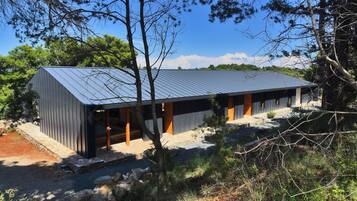 Familievilla, flere soverom, sjøvendt (Villa Vela Baraka) | Eksteriør
