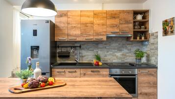 Familienvilla, 4 Schlafzimmer (Villa Kalista Istriana) | Eigene Küche | Kühlschrank, Mikrowelle, Ofen, Herdplatte