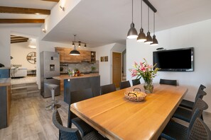 Family Villa, 4 Bedrooms (Villa Kalista Istriana) | Dining