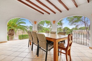 Dining - Villa 'Aloha Amor' with Sea View, WiFi and Air Conditioning (Teulada)