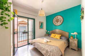 Espace de travail pour ordinateur portable, fer et planche à repasser