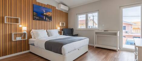 熨斗/熨衫板、免費 Wi-Fi、床單