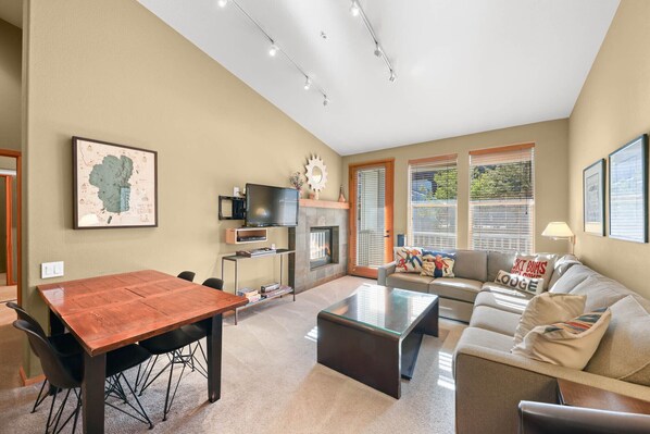 TV, fireplace, DVD player, ping pong