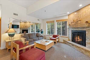 TV, fireplace, DVD player, table tennis - 521  | 2BD Perfect for Family Getaways W/D, Spas! (Olympic Valley)