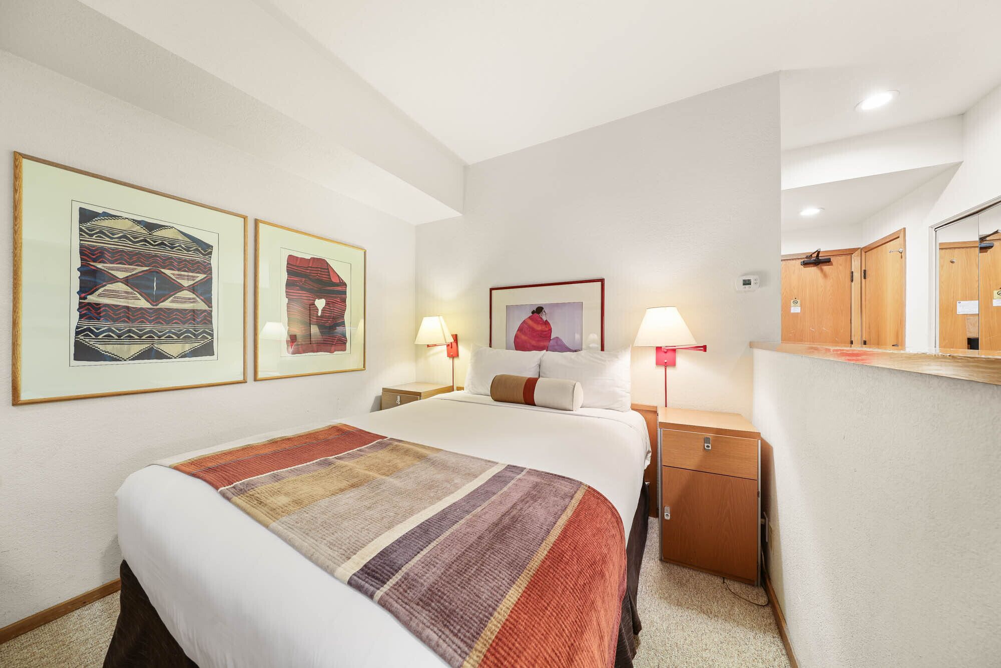 NEW LISTING!! Palisades Tahoe Lodge Studio, Ski-in/Ski-out #234