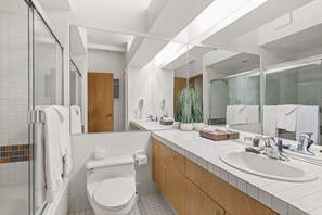 Hair dryer, towels
