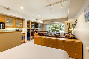 Fer et planche à repasser, Wi-Fi gratuit, draps fournis