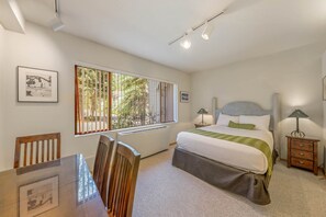 Strykjärn/strykbräda, gratis wi-fi och sängkläder