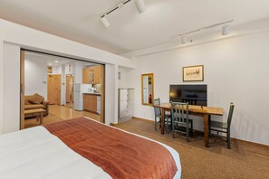Iron/ironing board, free WiFi, bed sheets - 144 | King Studio Escape - Pool + Full Fridge, Walkable (Olympic Valley)