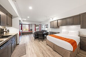 Iron/ironing board, free WiFi, bed sheets - 117  | Park & Ski Studio-Fridge, Fun & Fresh Tracks (Olympic Valley)